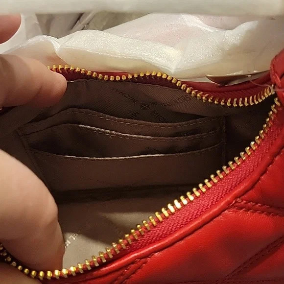 Michael Kors Mini Zip Pou chette - Picture 5 of 9